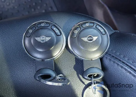 2015 Mini Countryman Cooper S из США, поврежденный, VIN WMWZC3C58FWT02436